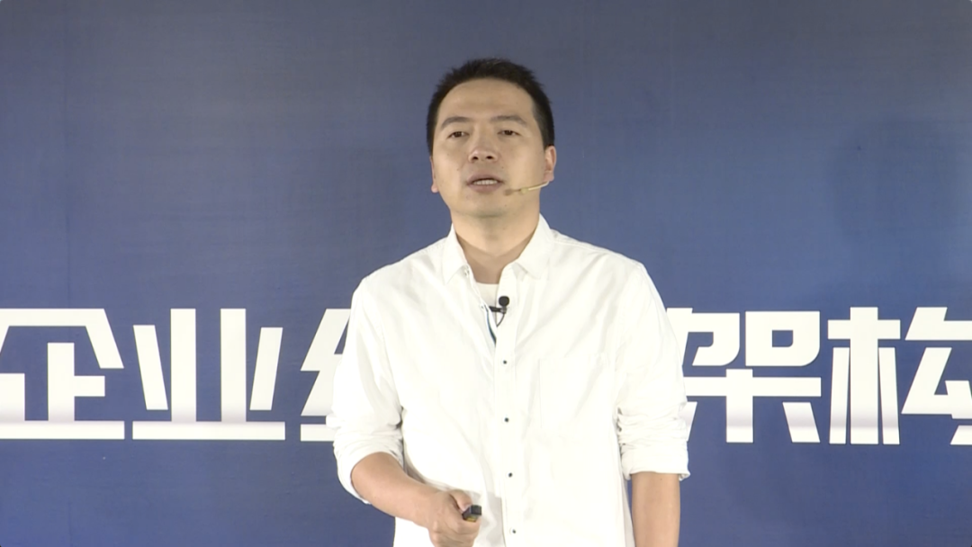 知乎CTO李大海:谢邀,来分享下内容社区的AI架构搭建与应用